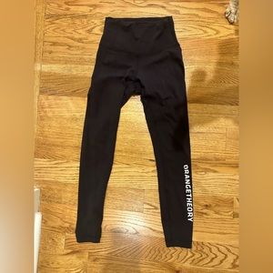 Orangetheory Fitness x Lululemon leggings